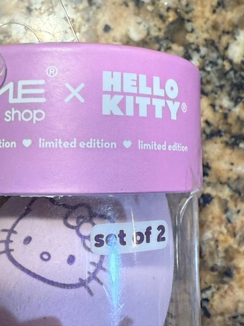 NIB The Crème Shop x Hello Kitty Makeup Blending Sponge Set